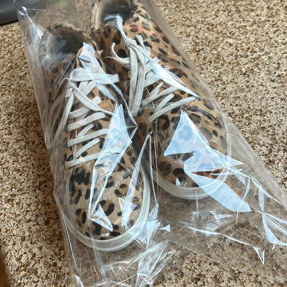 Leopard 🐆 print vegan 🌱 sneakers by Nasty Gal. Cleaned and Sanitized! - Picture 17 of 17